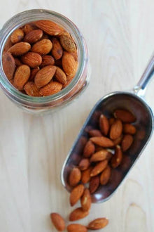 Roasted & Salted Almonds 500g